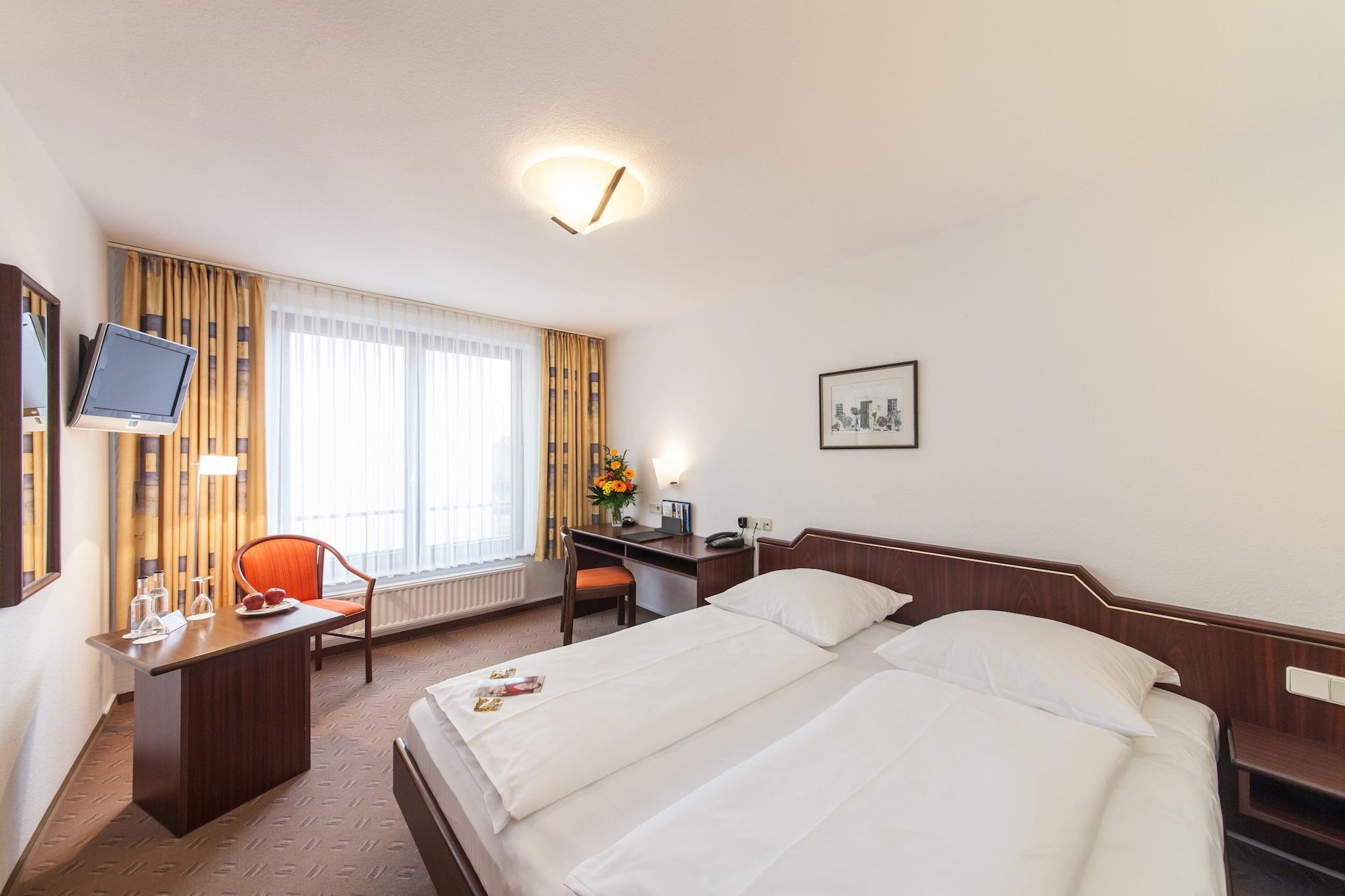 Hotel Strijewski 3* Wolfsburg